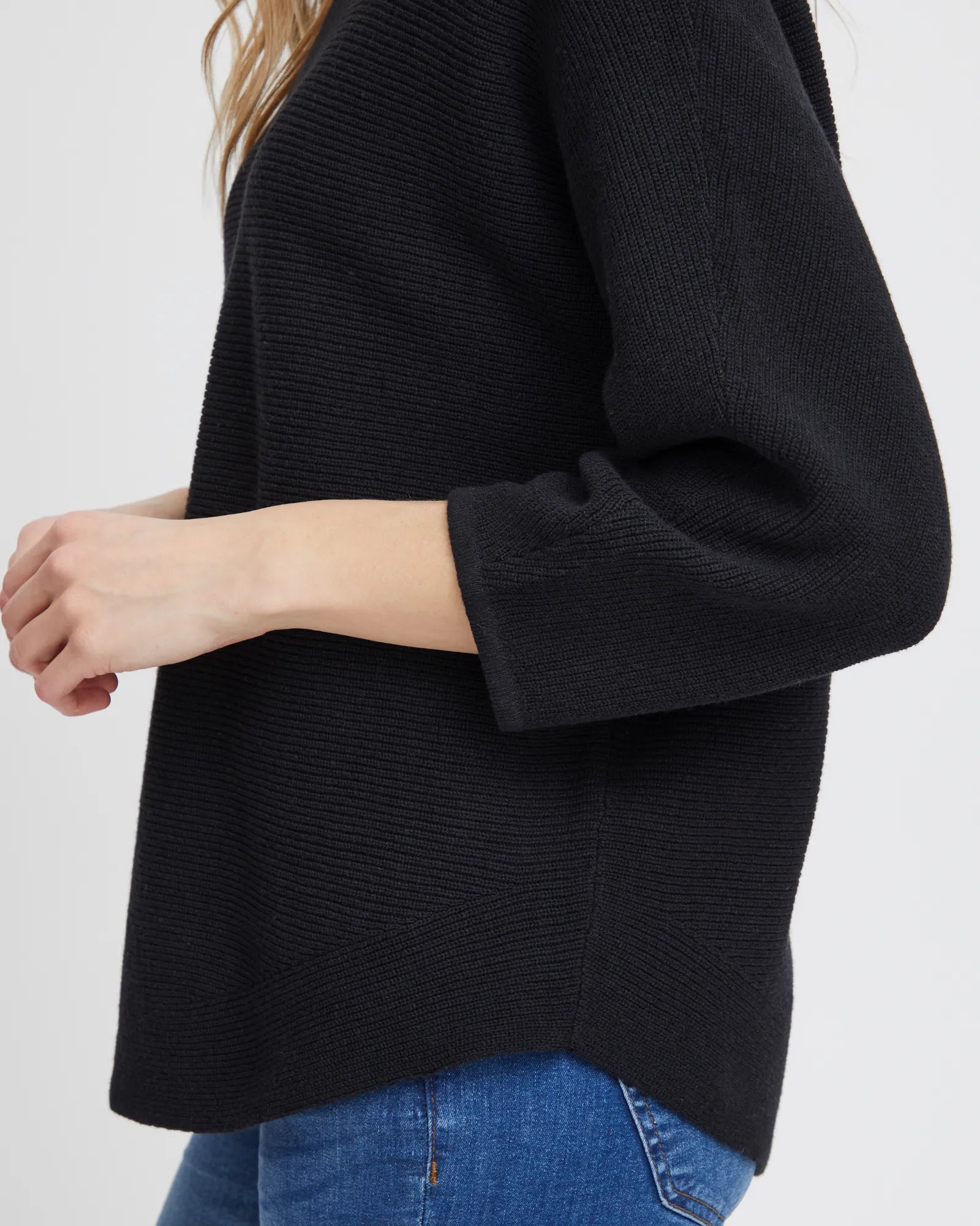 Sinja Jumper - Black