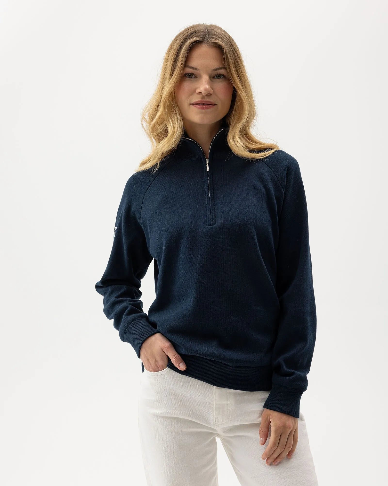 Laura T-Neck WP - Navy