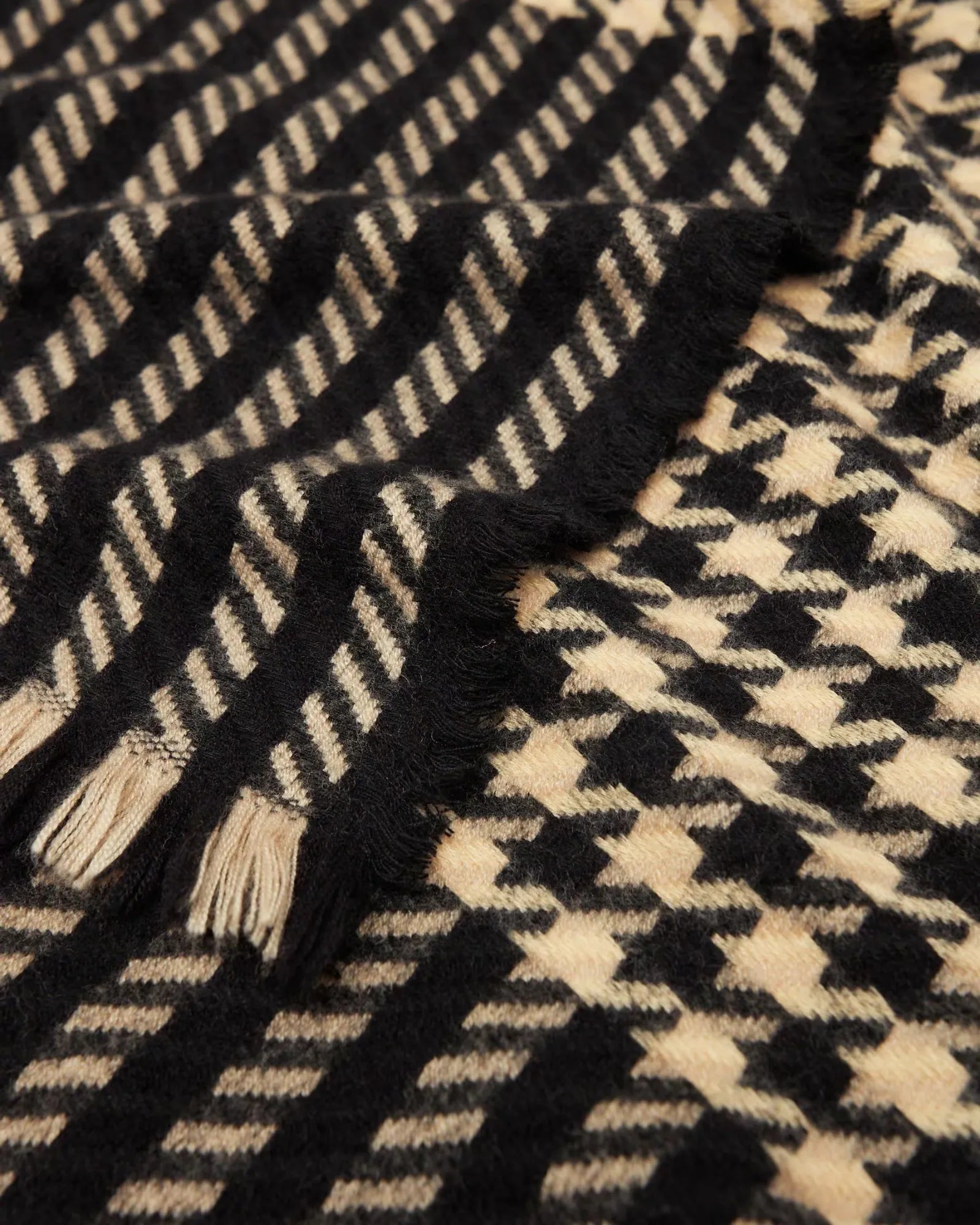 Bracewell Black & Brown Blanket Scarf